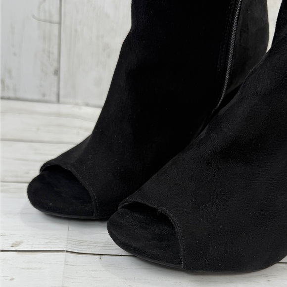 Wild Diva Morris Women's black Peep Toe Ankle Boots Chunky 7.5 Heels Bootie - Picture 14 of 15